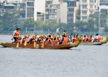 Giải bơi chải thuyền rồng: Bản sắc văn hóa và chiều sâu thương hiệu