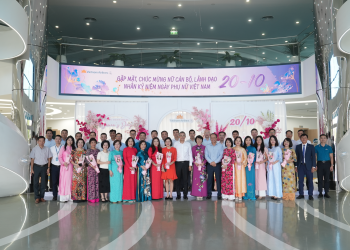 Lãnh đạo TCT gặp mặt, tri ân nữ cán bộ nhân Ngày Phụ nữ Việt Nam 20/10