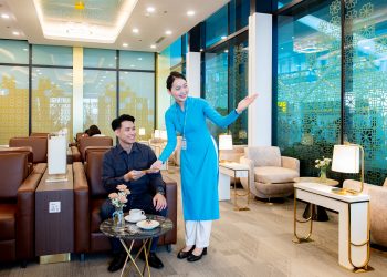 [VNA WHAT] Hành trình trải nghiệm dịch vụ mới Check-in Lounge tại Nhà ga T3