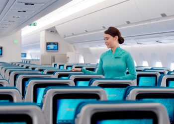 Bầu trời vẫn đang “nóng” với loạt deal sắm hàng miễn thuế giảm đến 80% từ Vietnam Airlines