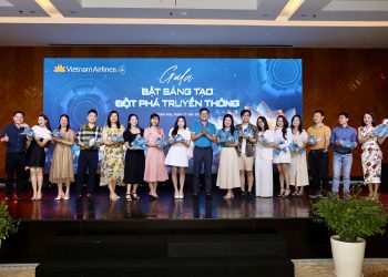 Tinh thần Vietnam Airlines cất cánh trong Inflight Mission tại Hội thảo Truyền thông 2025