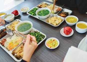 [Hôm nay ăn gì] 3 món “ăn là ghiền”, cực hao cơm ở Sky Lounge tuần này