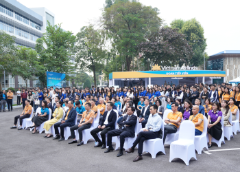 Hành trình chạm tới ước mơ tại Ngày hội việc làm Vietnam Airlines 2025