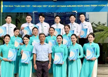 Hành trình trưởng thành của 18 học viên khóa đào tạo tiếp viên cơ bản Vietnam Airlines