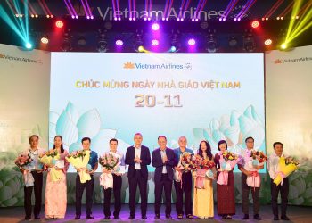 Vietnam Airlines tổ chức Lễ kỷ niệm ngày Nhà giáo Việt Nam 20/11