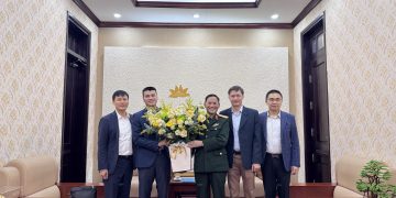 Lãnh đạo Tổng công ty thăm, chúc mừng các đơn vị nhân Ngày thành lập Quân đội nhân dân Việt Nam