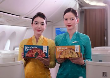 Vietnam Airlines phục vụ pizza 4P’s trên chuyến bay từ tháng 12