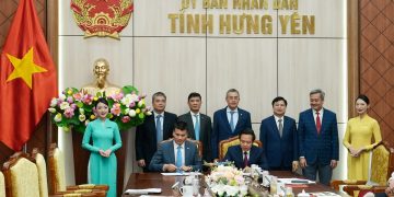 Vietnam Airlines và tỉnh Hưng Yên hợp tác toàn diện phát triển du lịch, đầu tư và thương mại