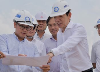 Lãnh đạo Vietnam Airlines làm việc với Cảng hàng không Quốc tế Long Thành, chuẩn bị cho chuyến bay kỹ thuật đầu tiên