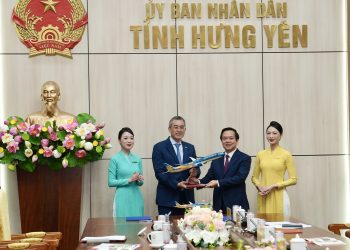 Vietnam Airlines và tỉnh Hưng Yên hợp tác toàn diện phát triển du lịch, đầu tư và thương mại