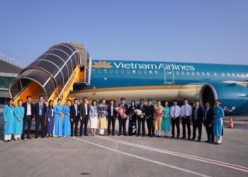 Cảng hàng không Vinh đón chuyến bay đầu tiên sau 6 tháng, mở lại cửa ngõ hàng không Bắc Trung Bộ