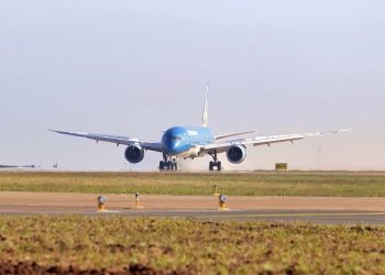 Những khoảnh khắc ấn tượng trong chuyến bay thương mại đầu tiên của Vietnam Airlines tại sân bay Long Thành