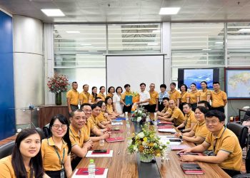 [Búa Liềm Vàng 2025] Từ sảnh sân bay đến niềm tin Đảng – Hành trình của người đảng viên ngành hàng không