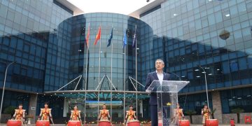 Chào cờ tháng 01/2026: Đoàn kết – Tự cường – Vươn mình – Bứt phá