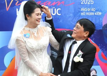 [Chuyến bay hạnh phúc] Trái ngọt của một đời chọn ở lại