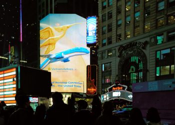 Hình ảnh Việt Nam tỏa sáng tại Quảng trường Thời đại, New York