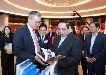 Vietnam Airlines tham dự Triển lãm tại Hội nghị quán triệt và triển khai thực hiện Nghị quyết Đại hội XIV của Đảng