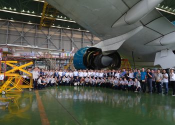 Lãnh đạo Vietnam Airlines gặp mặt, động viên cán bộ nhân viên làm nhiệm vụ trong dịp Tết Bính Ngọ