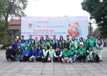 Vietnam Airlines lan tỏa thông điệp “Thả cá không thả túi nilon”