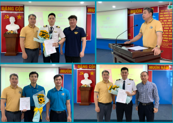 Chi bộ Đội bay B-787 kết nạp đảng viên trẻ, tăng cường sức mạnh tổ chức Đảng