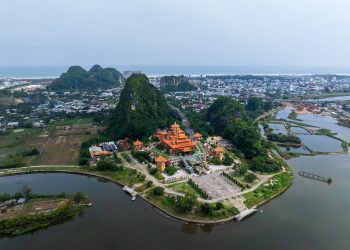 Bảo tàng sống dưới chân núi Ngũ Hành