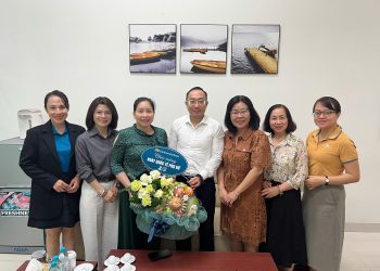 CNVN gặp gỡ, chúc mừng đối tác nhân dịp 8/3