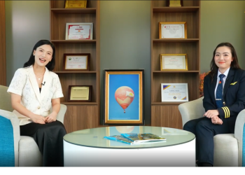 [VNA Talk] Làm mẹ và làm cơ phó: Chuyến bay nào khó hơn?