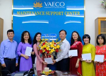 Trung tâm Phục vụ Bảo dưỡng (VAECO)  tổ chức gặp mặt NLĐ nữ nhân dịp 8/3
