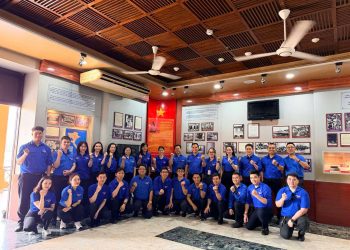 Từ bầu trời đến cội nguồn: Hành trình tiếp nối khát vọng của tuổi trẻ Vietnam Airlines