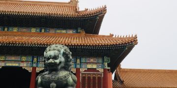 Những vệ thần thầm lặng của lịch sử trên mái điện Cố Cung