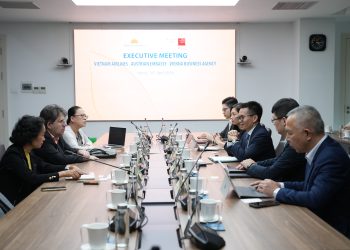 Vietnam Airlines trao đổi thúc đẩy kết nối hàng không Việt Nam – Áo