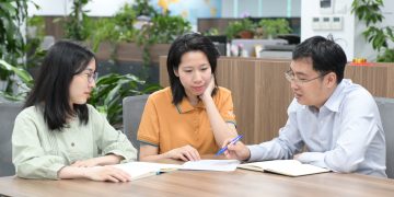 Bản lĩnh của người làm chiến lược trước “phép thử” gian nan