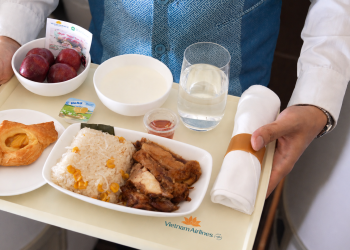 Vietnam Airlines đưa hương vị mùa hè Việt Nam lên bầu trời thế giới