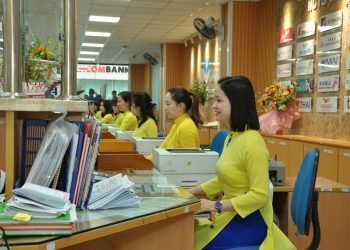 [Cuộc thi VHDN] Văn hóa giao tiếp với khách hàng – chìa khóa phát triển bền vững – Đội phục vụ hàng nhập – NCTS