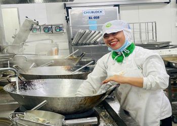 [Cuộc thi VHDN] Lan tỏa tinh thần Sen Vàng – Niềm tự hào của người Vietnam Airlines – Phạm Thị Minh Ngọc – NCS