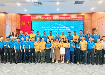 [Cuộc thi VHDN] Hành trình 33 năm – một đời bay, một đời trao giá trị – Vũ Thị Kim Cúc – Đoàn Tiếp viên