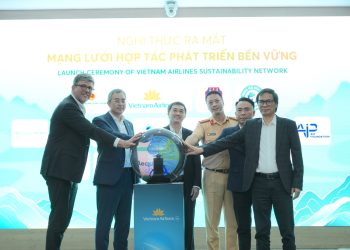 [Đại biểu Nhân dân] Vietnam Airlines ra mắt “Liên minh Xanh”, thúc đẩy phát triển bền vững