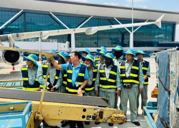 [Cuộc thi VHDN] Bông Sen Vàng – Tận tâm phục vụ giữa mùa cao điểm – Lan tỏa tinh thần trách nhiệm và nghĩa tình – Dương Văn Hoan – VIAGS