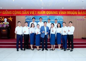 [Cuộc thi VHDN] “Kiến trúc sư” của những con số – Thầm lặng phía sau sự phát triển bền vững của NASCO – Đặng Việt Hưng – NASCO