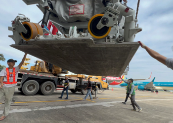 [Cuộc thi VHDN] Những người giữ nhịp bay trong thầm lặng – Lê Huy Anh – Airimex