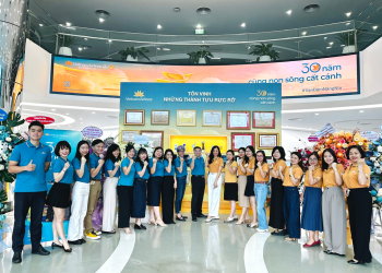 [Cuộc thi VHDN] Những chiến binh Sen Vàng nhiệt huyết – Tổ Kế hoạch ngân sách, phòng Quản trị bán và Tiếp thị – Ban TTBSP