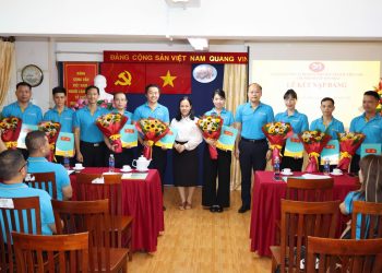 Đảng bộ VIAGS – Chi nhánh Tân Sơn Nhất tổ chức Lễ kết nạp Đảng viên mới Quý II/2026