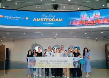 Vietnam Airlines đón đoàn FAM từ Hà Lan, tăng cường kết nối hệ thống bán châu Âu