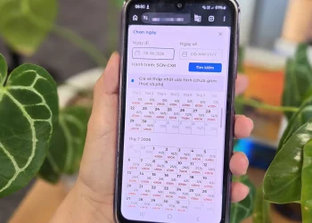 [VnExpress] Giá vé máy bay giảm vào cao điểm hè