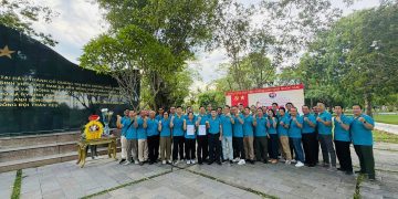 Chi bộ Trung tâm Kiểm soát tải VIAGS tổ chức Lễ kết nạp Đảng viên