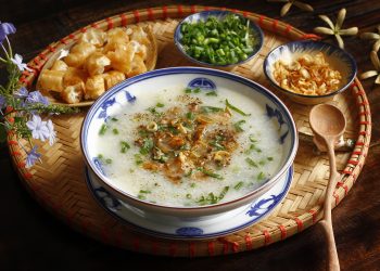 [Hôm nay ăn gì] Gửi chút thanh tao vào bát cháo trai ngày hạ