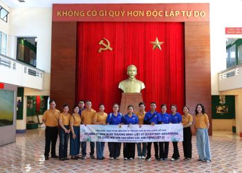 [27/7] Tuổi trẻ VACS theo bước chân những người anh hùng