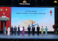 [VNA News] Vietnam Airlines đón nhận Huân chương Lao động hạng Ba