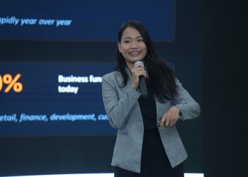 Thúc đẩy ứng dụng AI, hướng tới mô hình “Hãng hàng không thông minh”