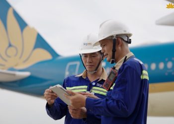 [VNA Who] Tìm hiểu công việc nhân viên tra nạp nhiên liệu